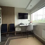 2 In 100 Sqm 3*
