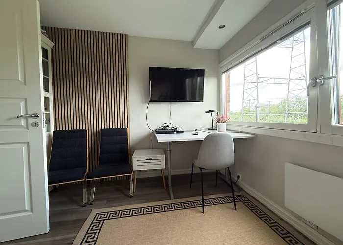 2 In 100 Sqm 3*